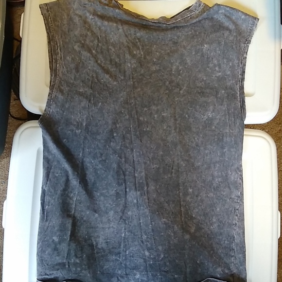 Love Culture Elephant 'Muscle Tee' EUC - Picture 5 of 5